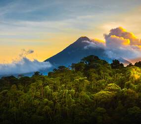 Volcan Arenal Costa Rica Deloyd Huenink