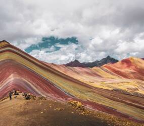 Perou cuzco montagnes multicolores