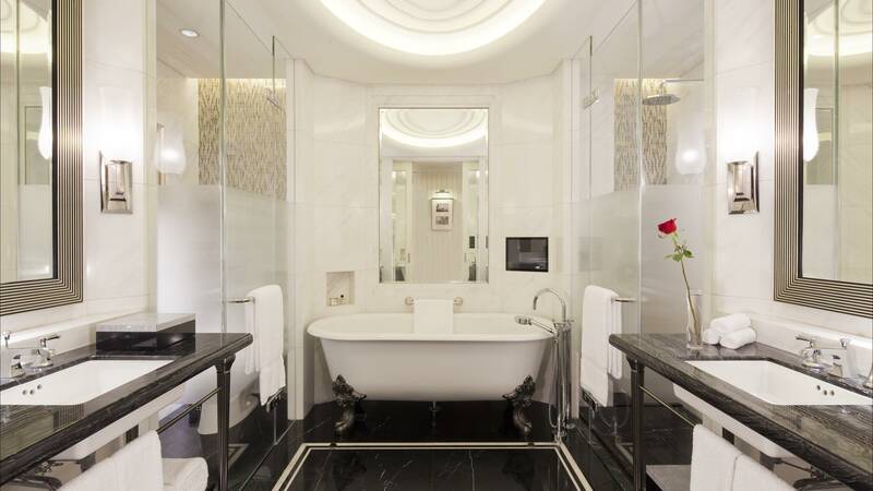 Fairmont Peace Hotel Shanghai guest room salle de bain