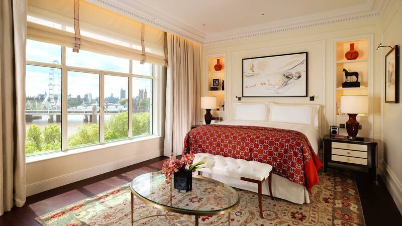 Fairmont Savoy Londres Suite Bedroom