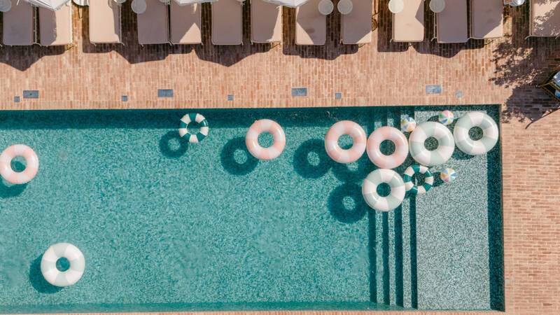 Chateau Theoule Piscine