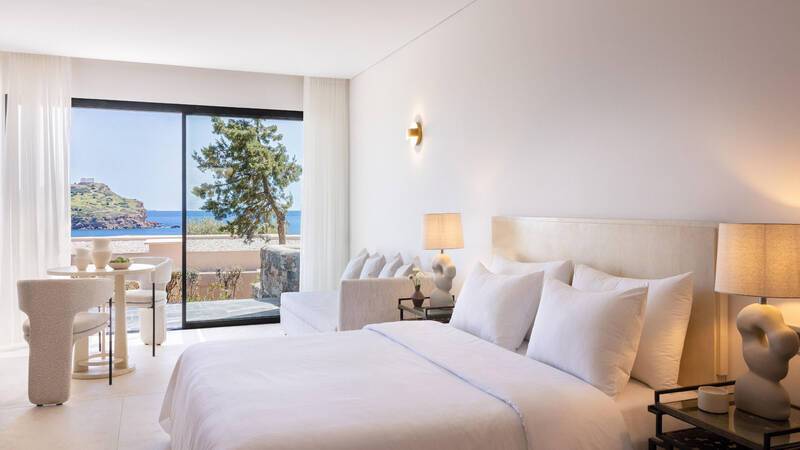 Cape Sounio Riviera Athenes Grece room deluxe bungalow temple sea view