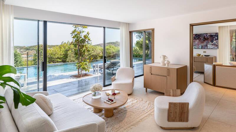 Cape Sounio Riviera Athenes Grece room pine hill villa