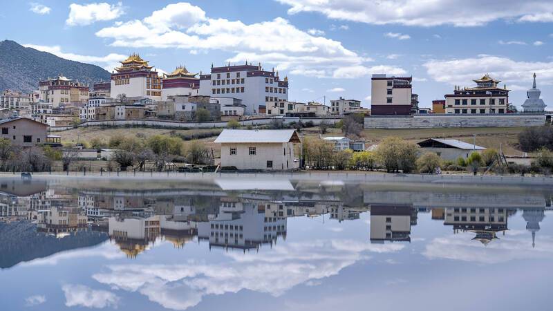 Yunnan Chine Songtsam Shangri La Songzanlin Monastery