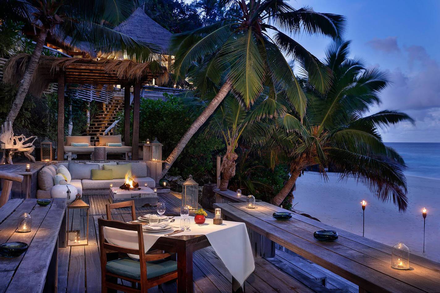 North Island Seychelles Villa diner