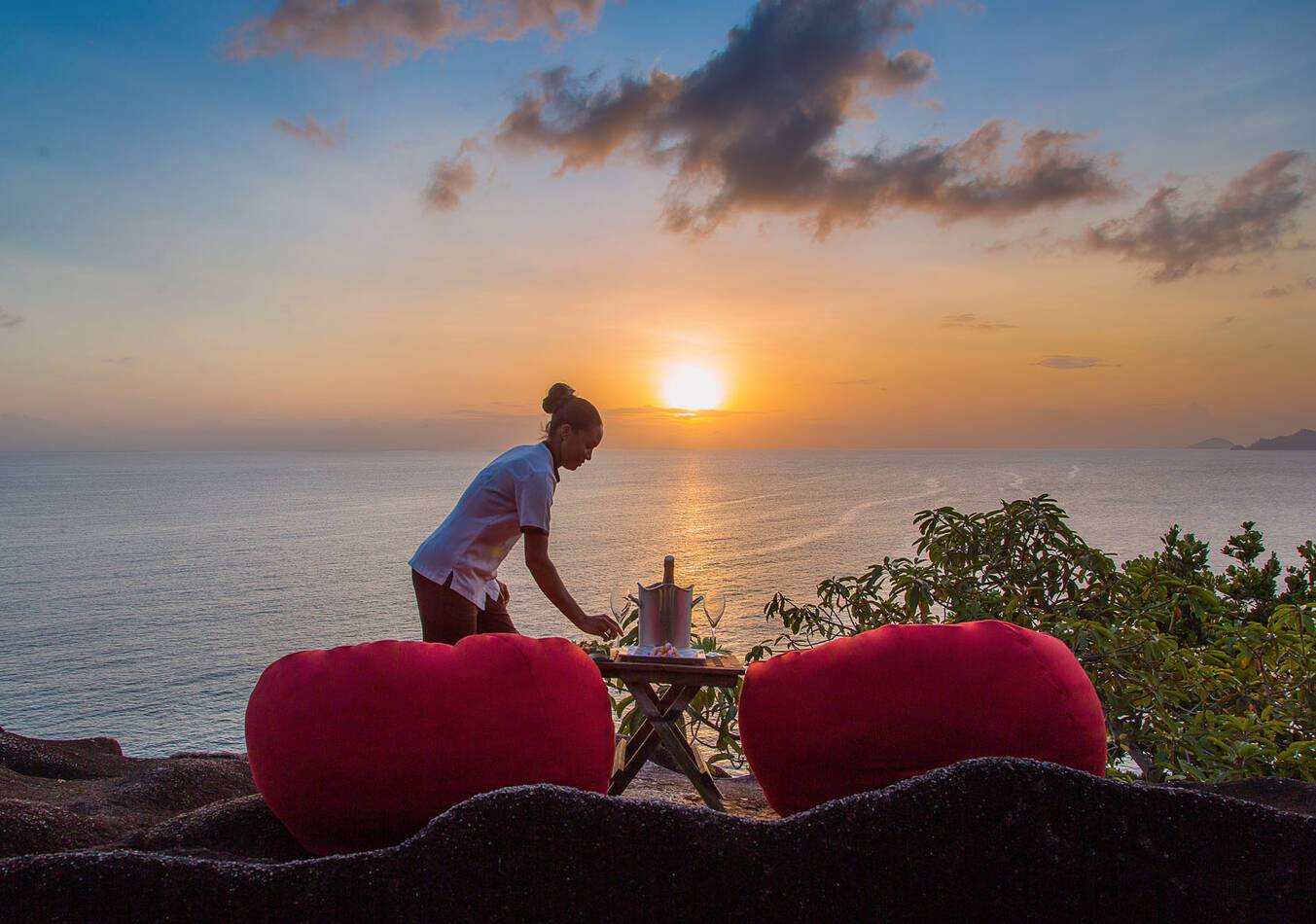 Anantara Maia Seychelles Villa Dining Sunset