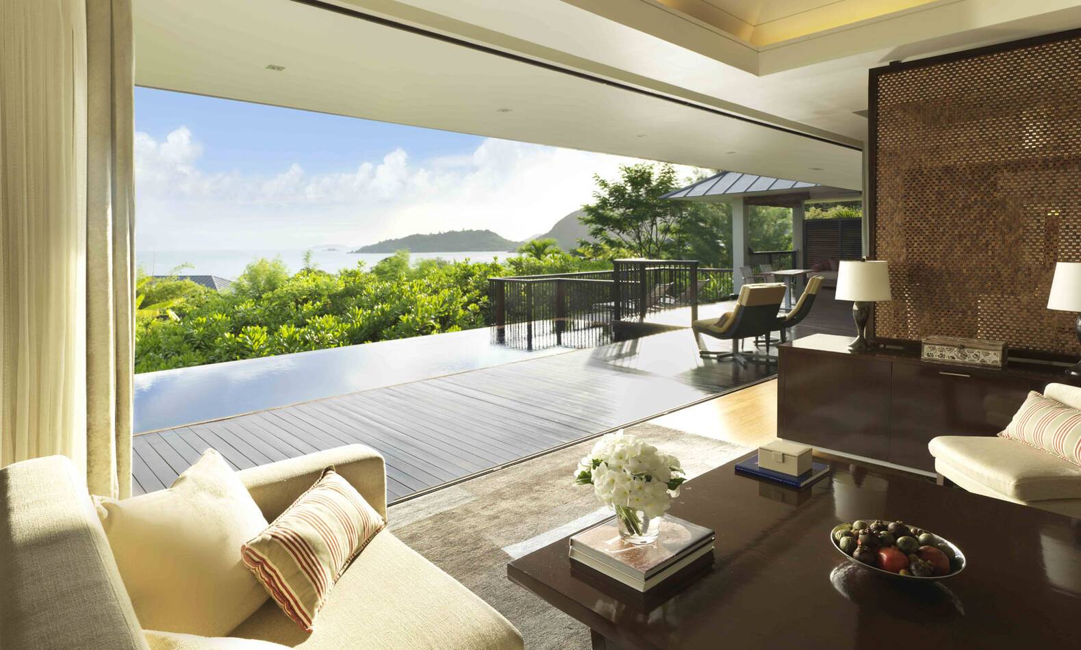 Raffles Seychelles Royal Ocean Villa