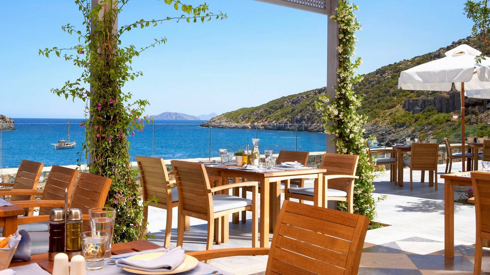 Daios Cove Restaurant Taverna Crete