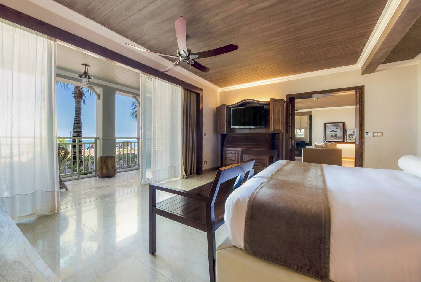 JW Marriott Maurituis BeachFront Grand Suite