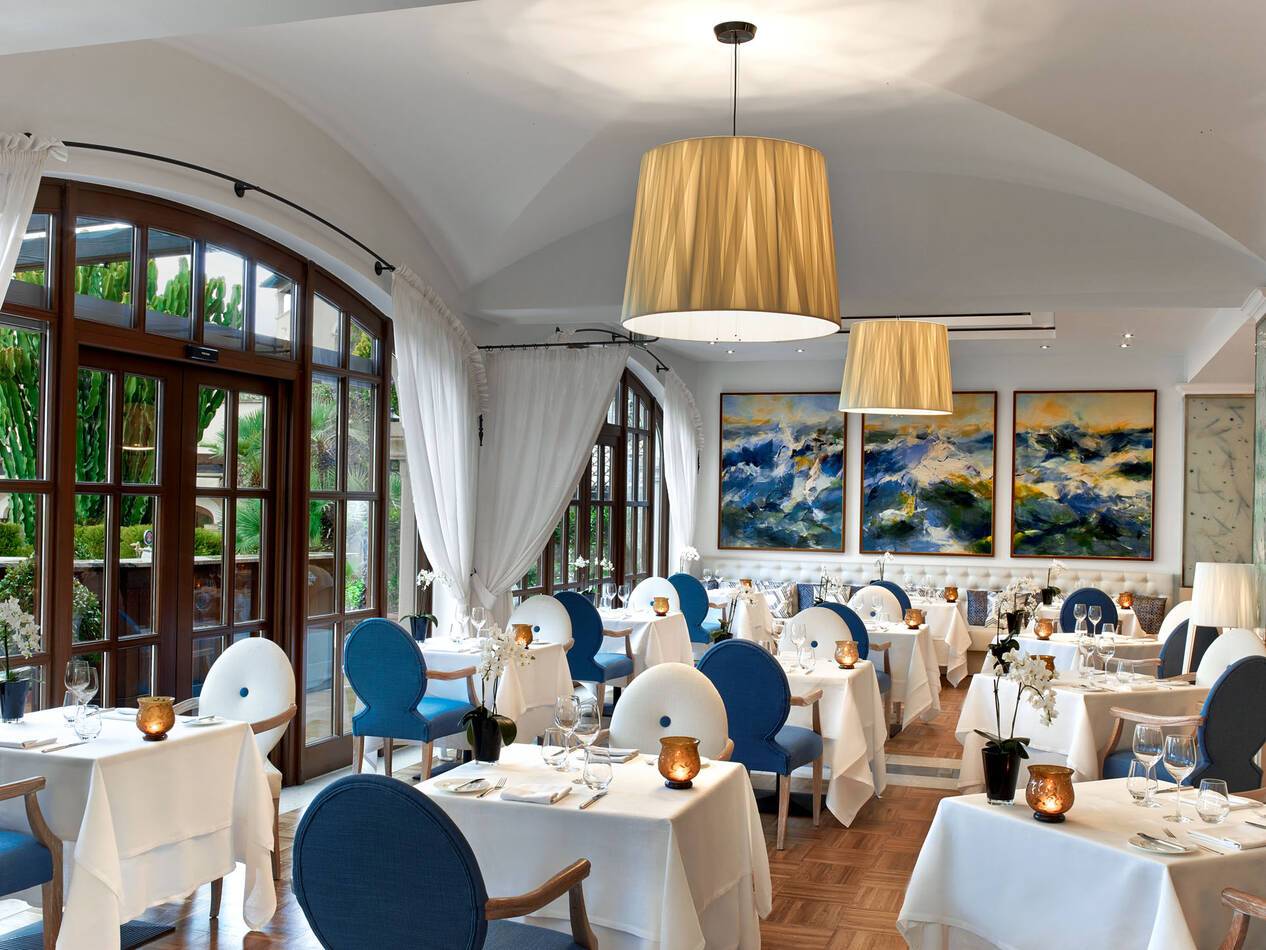 St Regis Mardavall Resort Majorque Restaurant Aqua