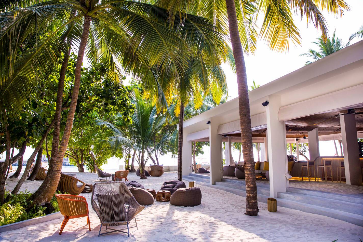 Amilla Maldives Resort Baazaar Bar