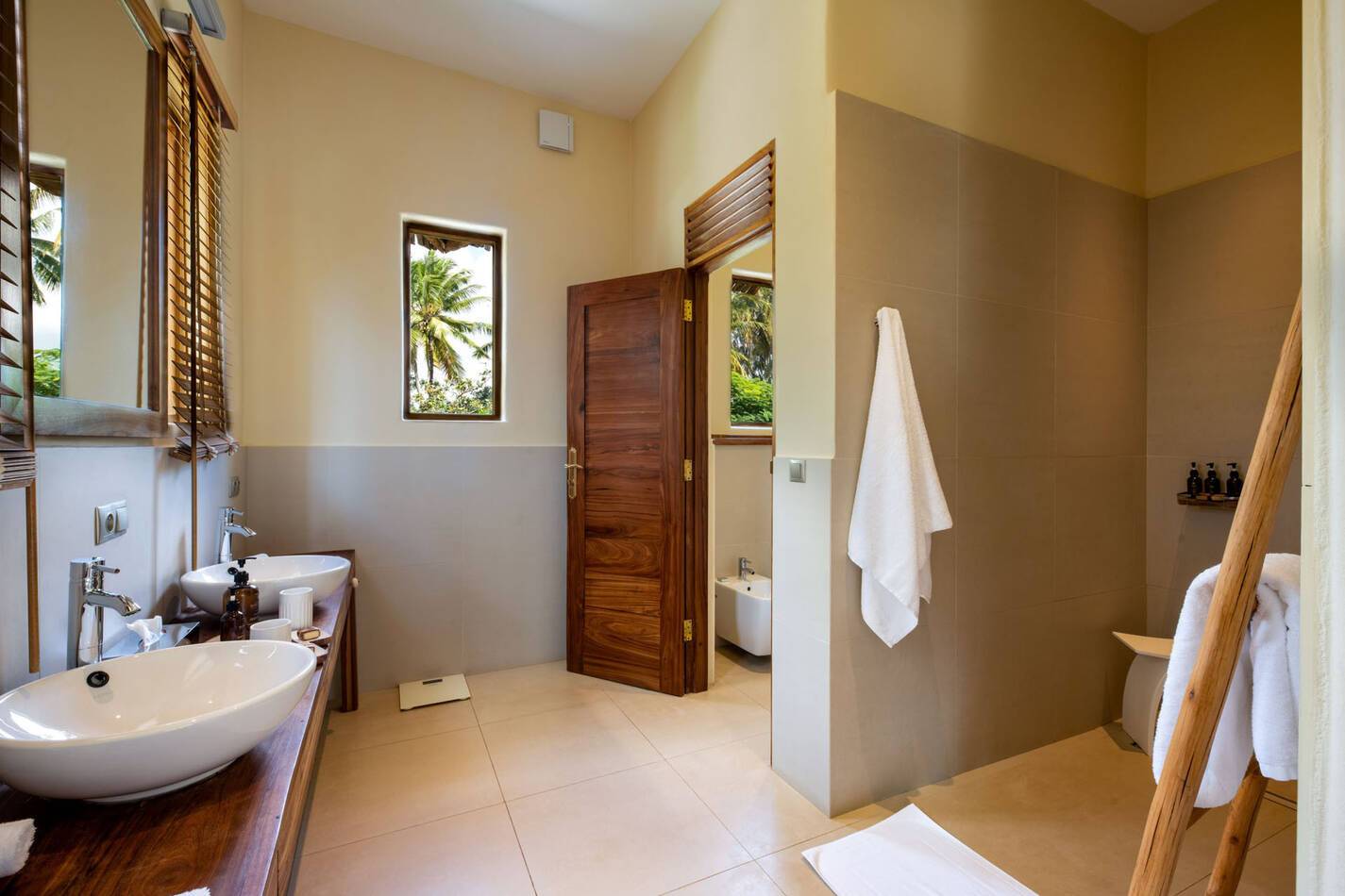 White Sand Luxury Zanzibar Bathroom