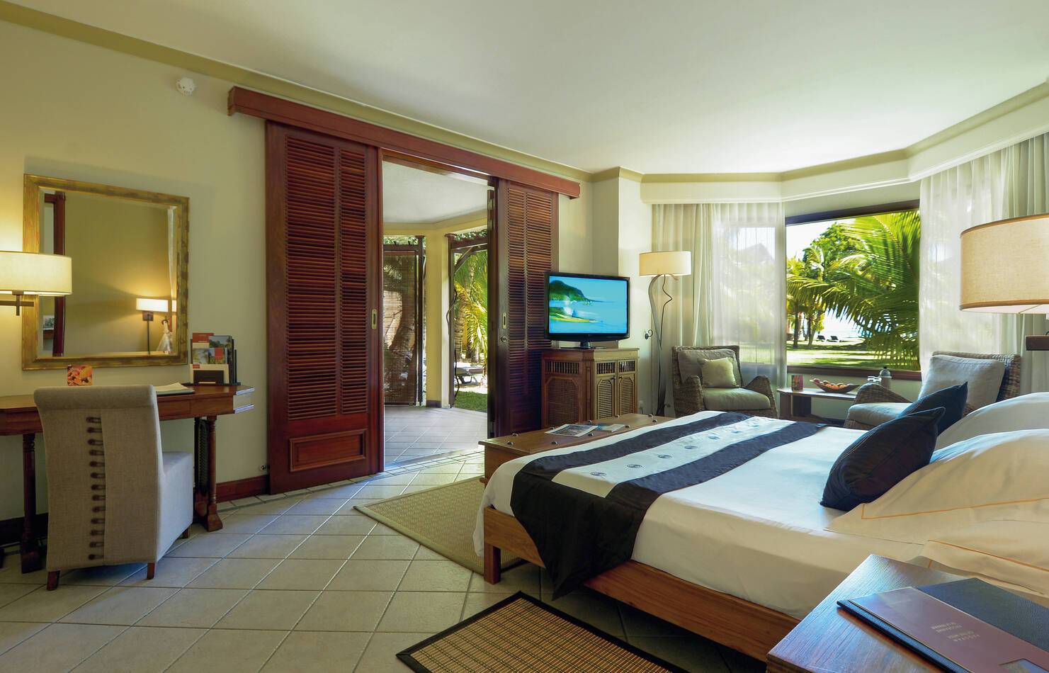 Dinarobin Beachcomber Junior Suite New Mauritius Hotels