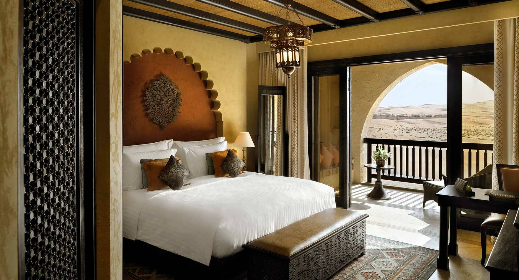 Abu Dhabi Anantara Qasr al Sarab Desert deluxe balcony room