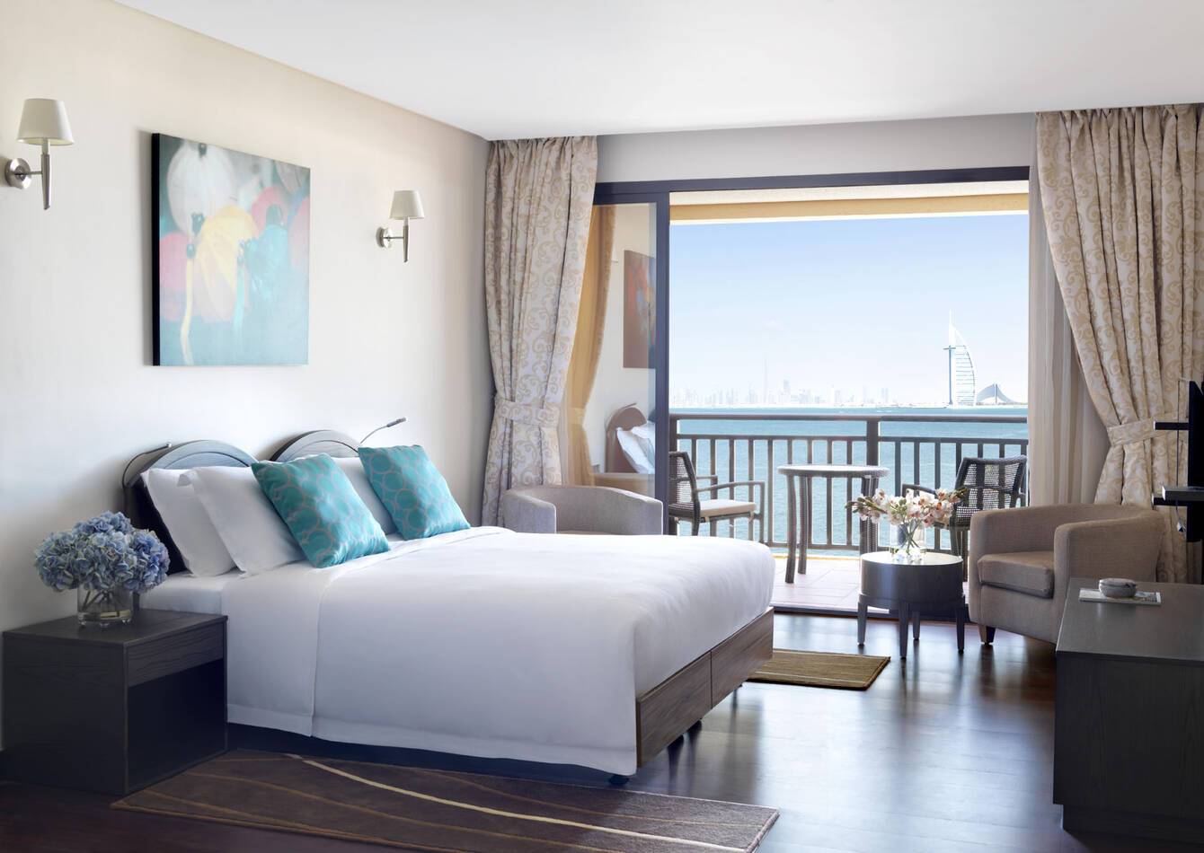Anantara The Palm Dubai Resort Standard Room Residence Bedroom Ocean View