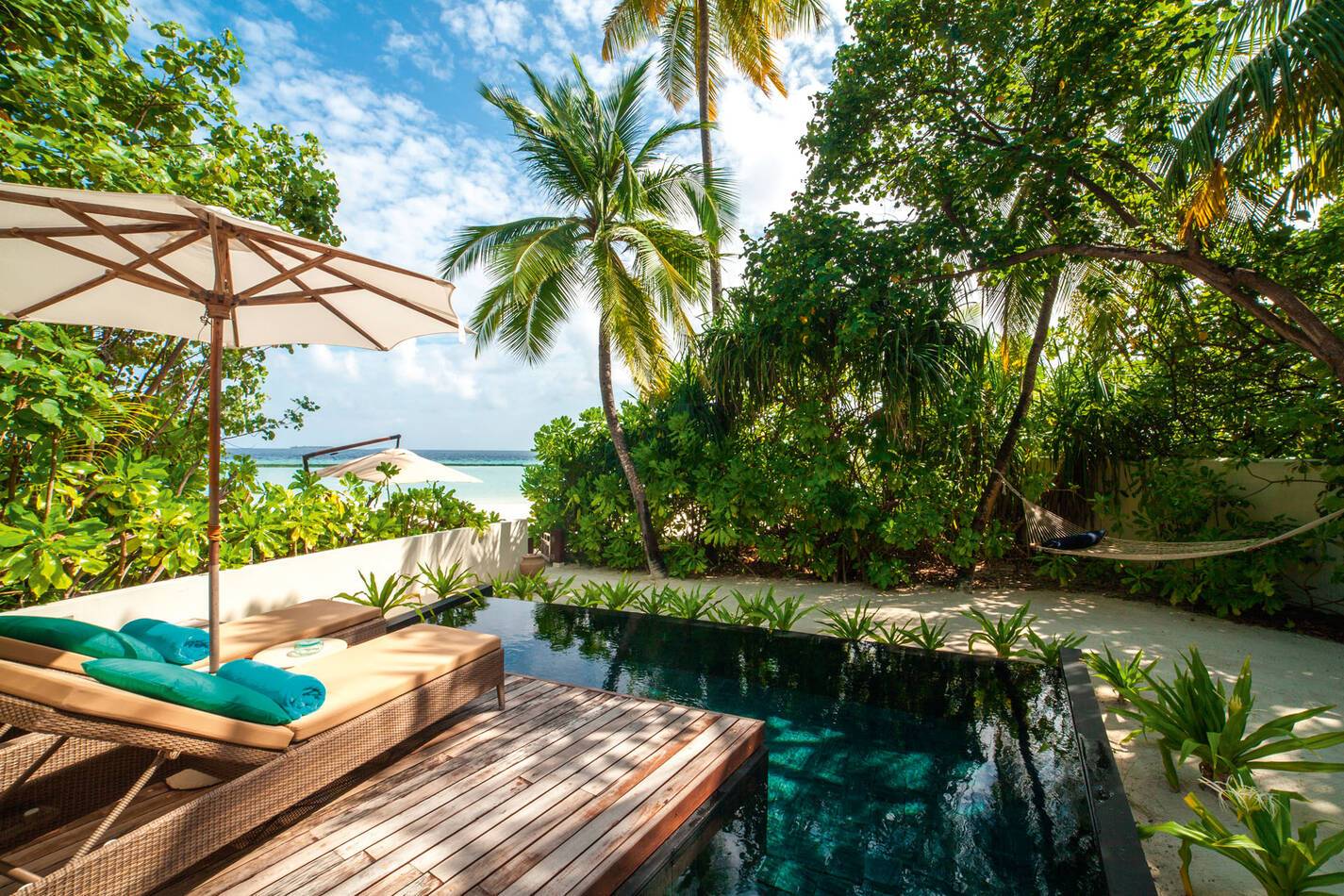 Constance Halaveli Maldives Beach Villa