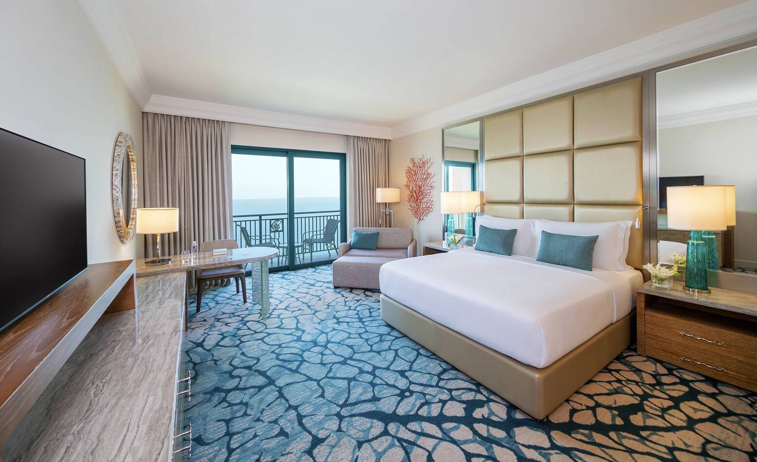 Atlantis Hotel Dubai Ocean Queen Room