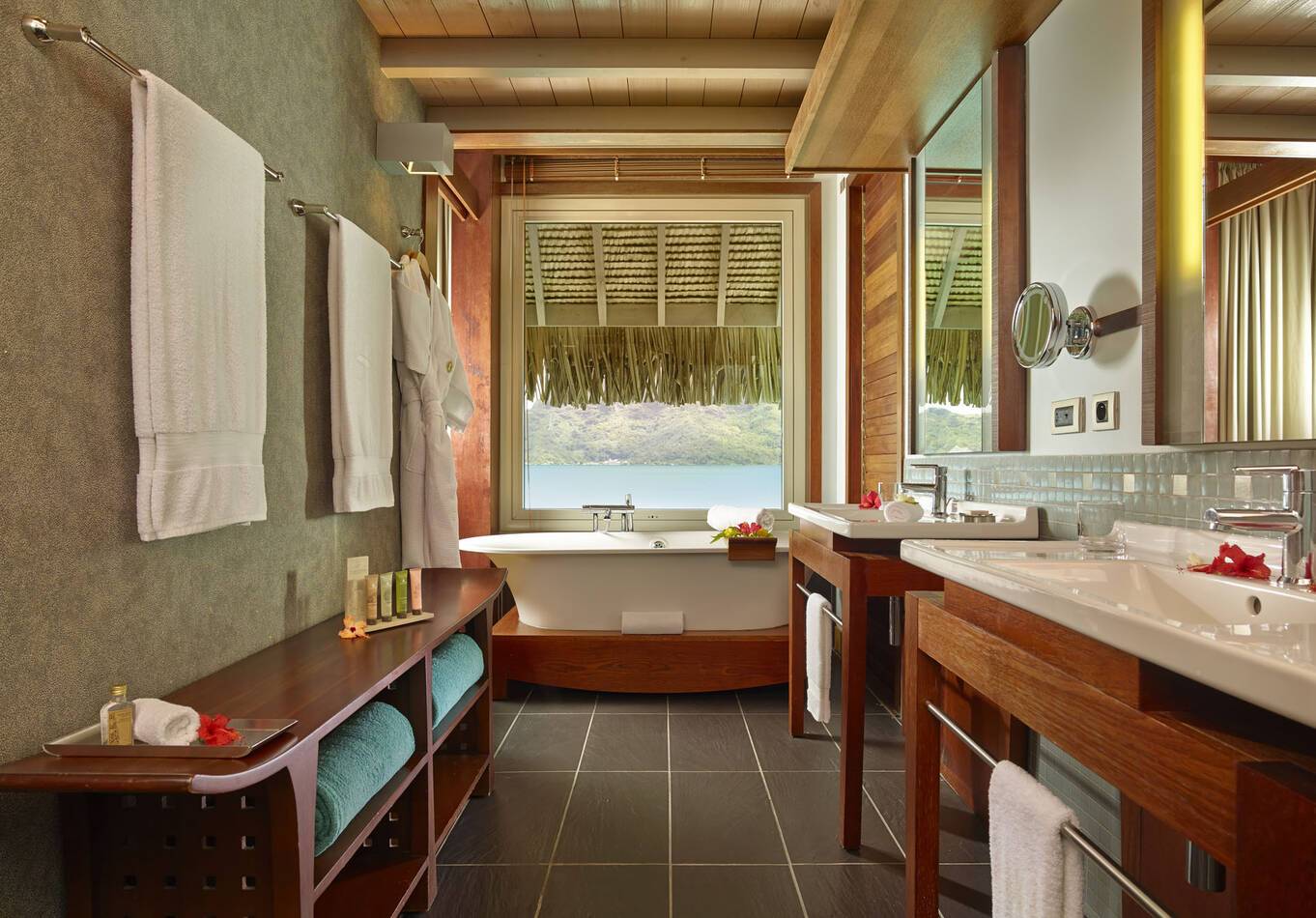 Intercontinental Thalasso OW Villa Beach Bathroom Bora Bora