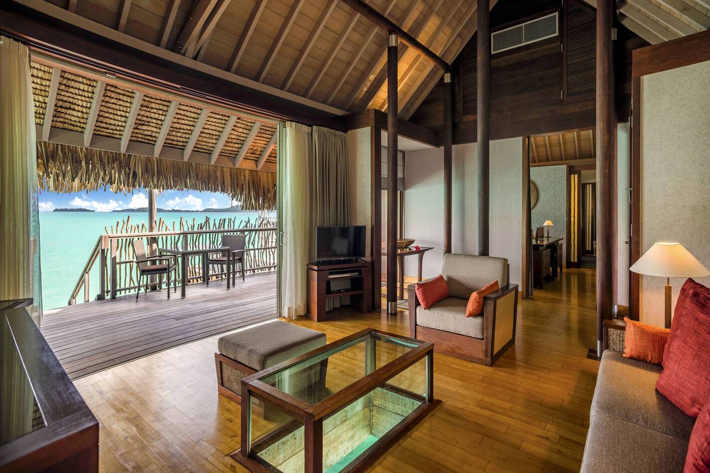 Intercontinental Thalasso OW Villa Beach Living Room Bora Bora