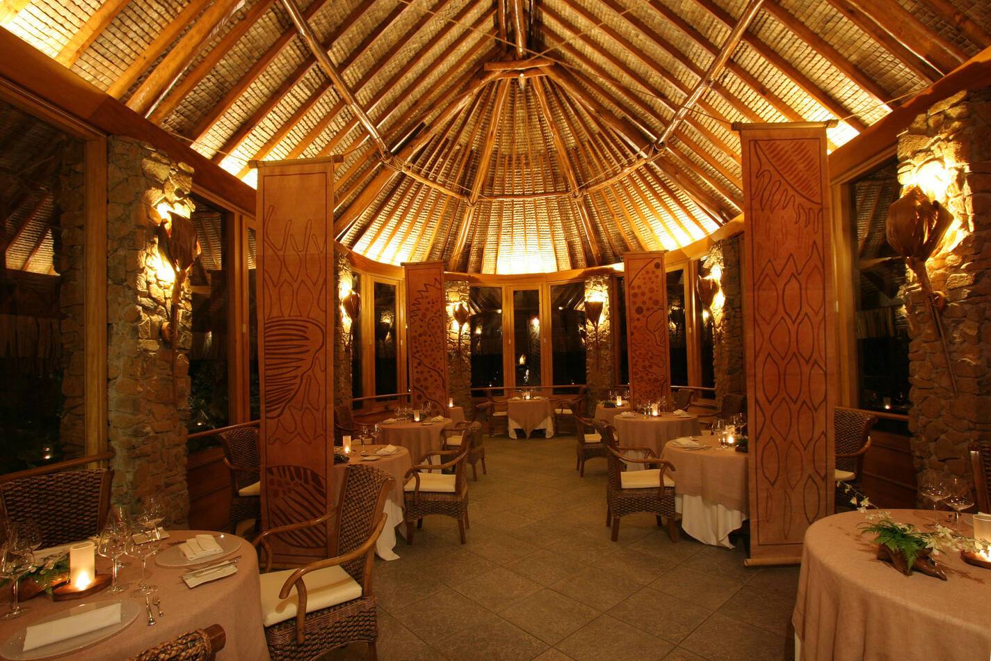 Tahaa Pearl resorts restaurant
