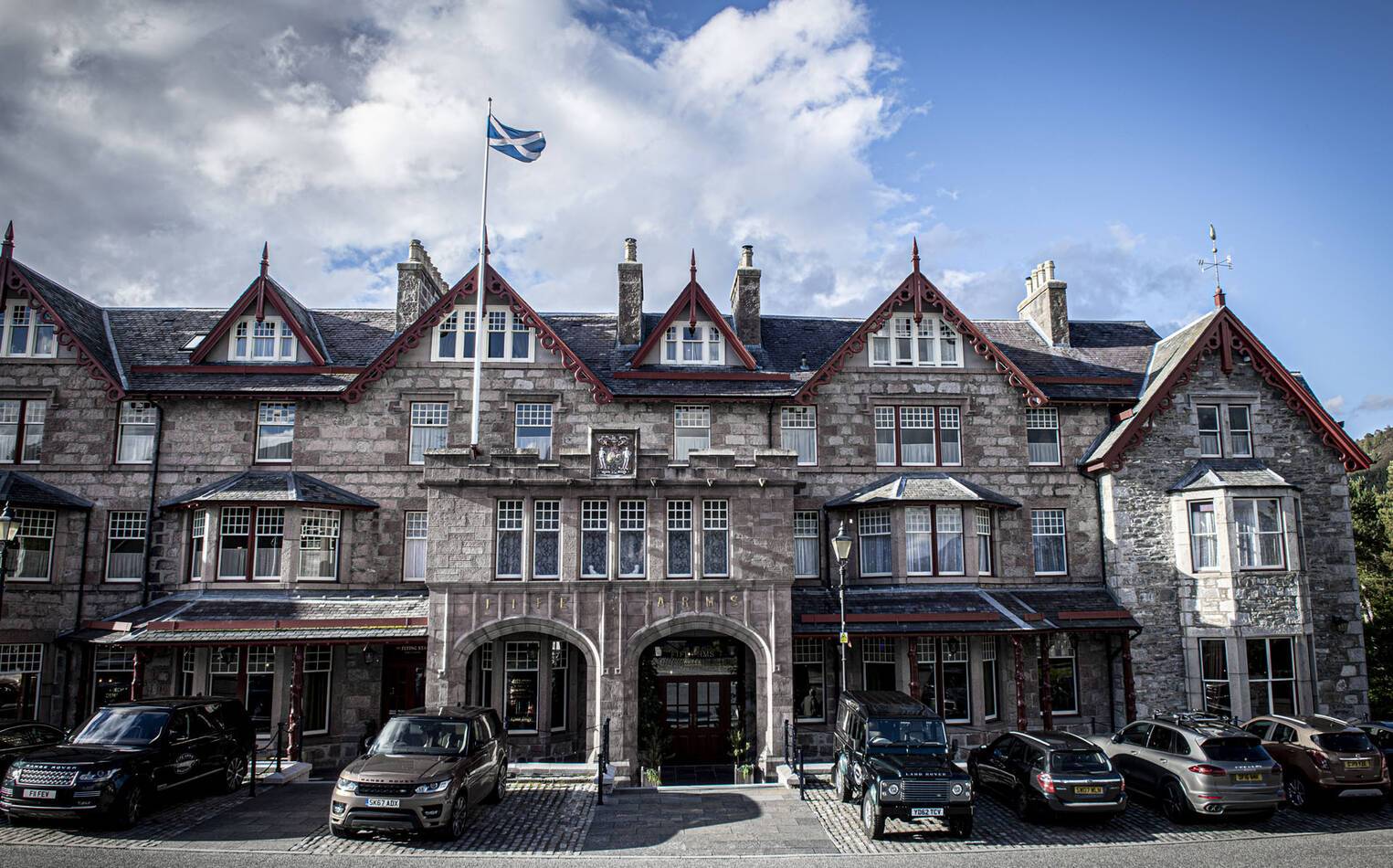 The Fife Arms Hotel Braemar Ecosse Exterieur