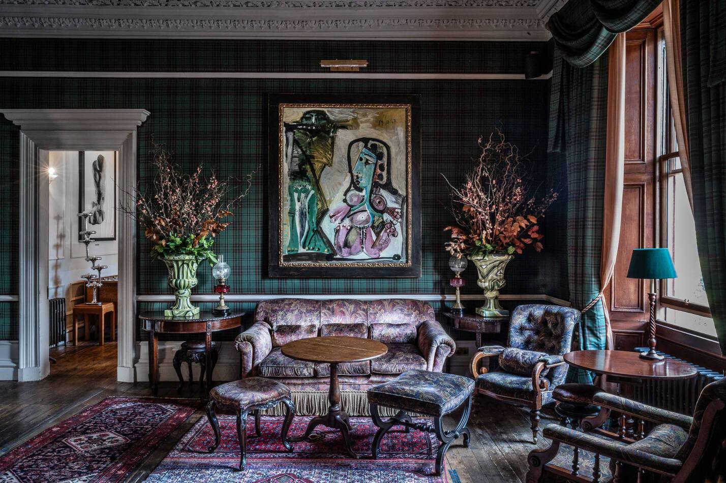 The Fife Arms Hotel Braemar Ecosse Picasso the Drawing Room