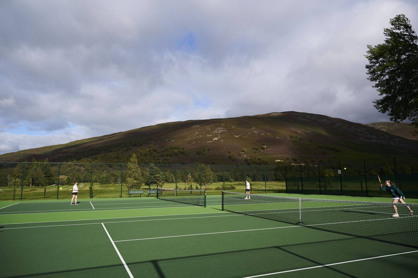 The Fife Arms Hotel Braemar Ecosse Tennis