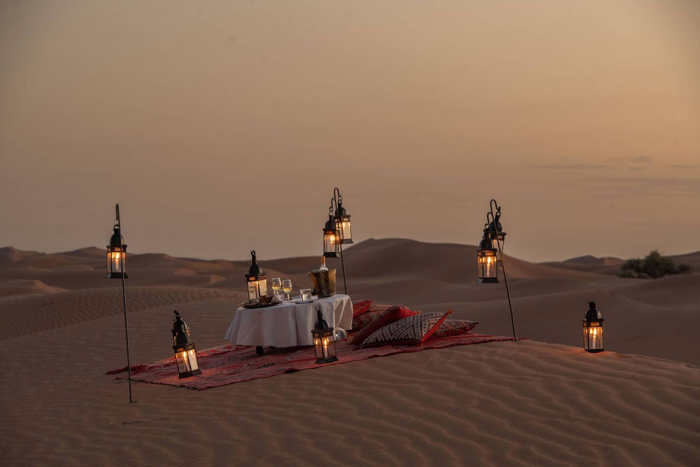 Dar Ahlam Diner Desert