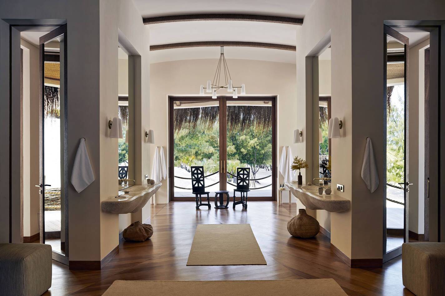 Kisawa Sanctuary Mozambique residence interior hall Elsa Young