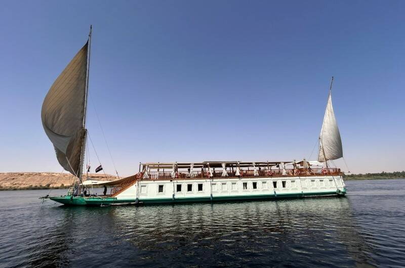 Dahabeya Queen Farida Sail