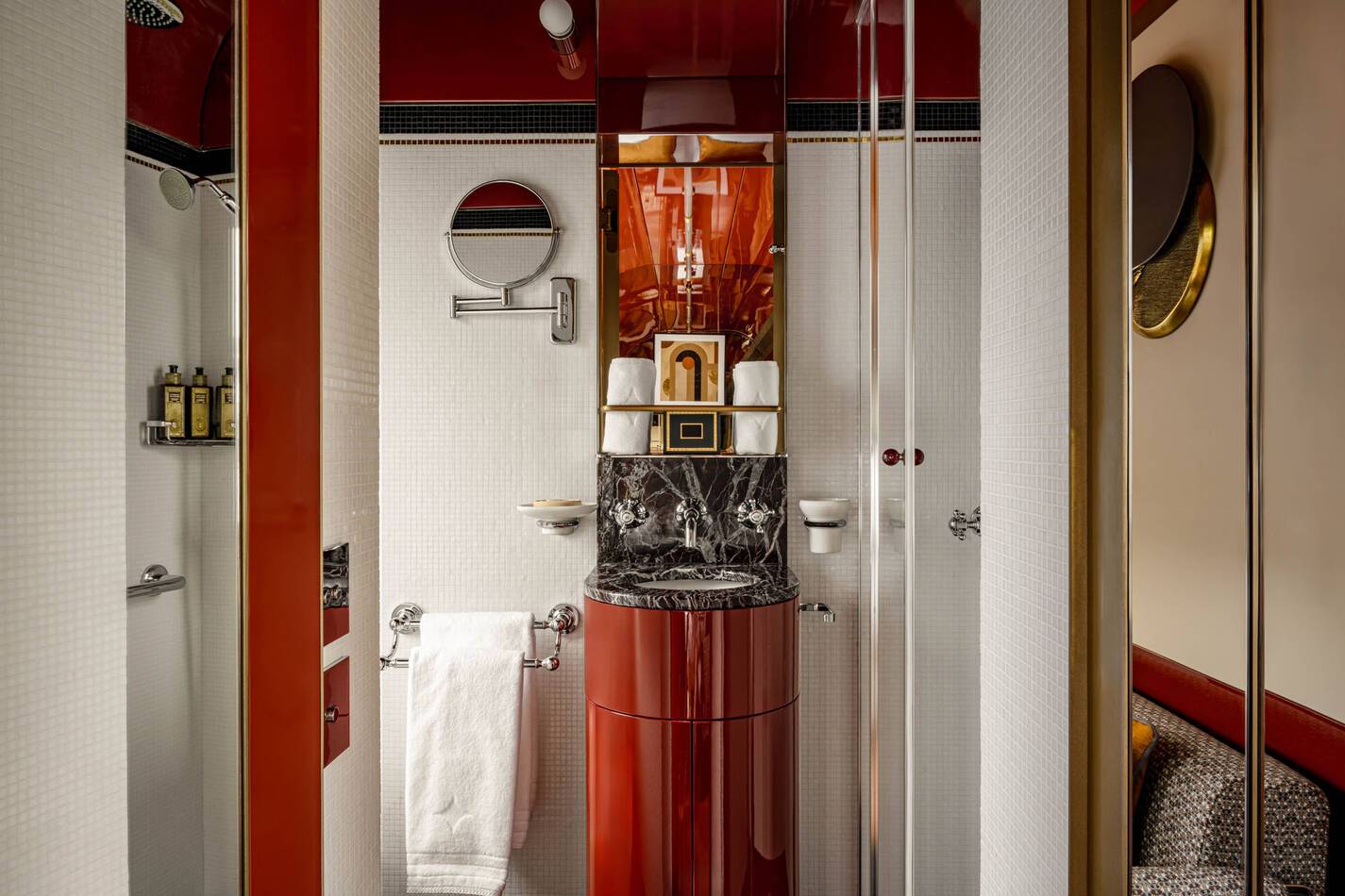 Train Dolce Vita Orient Express mrtripper Salle bains