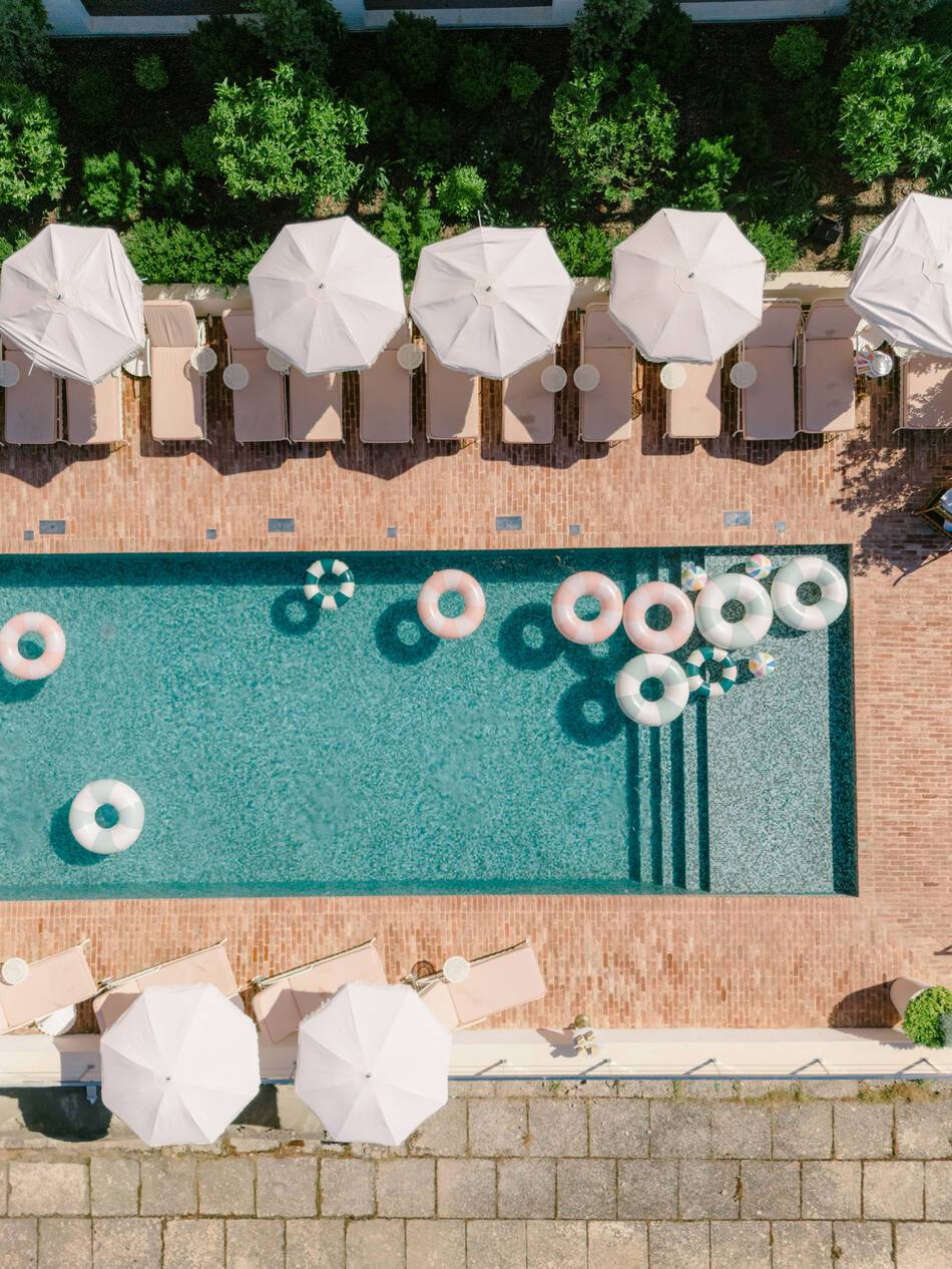 Chateau Theoule Piscine