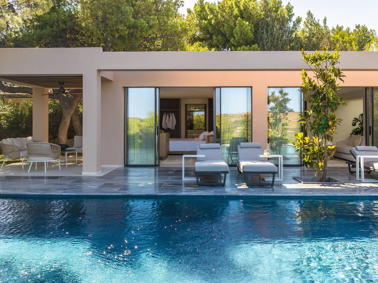 Cape Sounio Riviera Athenes Grece room pine hill villa