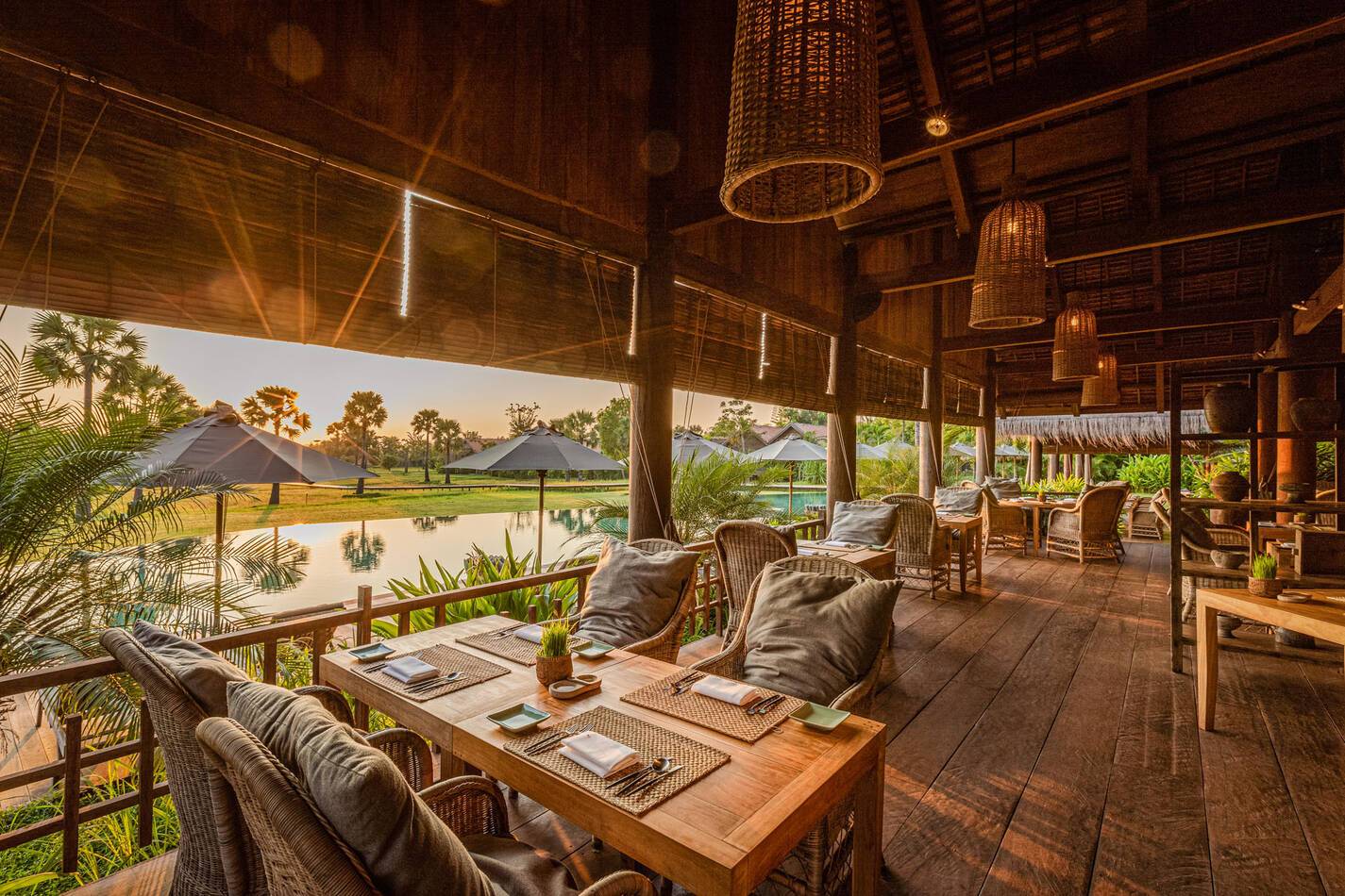 Cambodge Zannier Phum Baitang Bay Phsar Pool Restaurant Patricia Parinejad