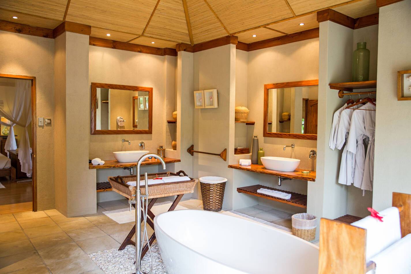 Denis Private Island Seychelles Beach Villa Bathroom