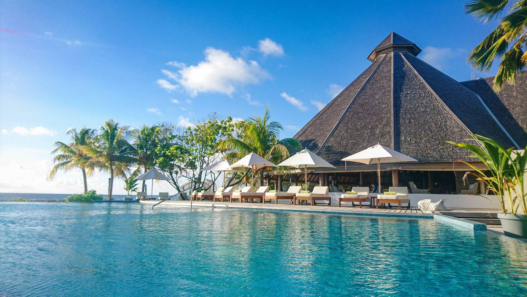Denis Private Island Seychelles Pool